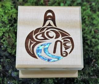 Box Bentwood, Orca Design